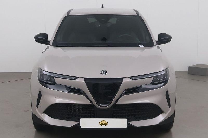 Alfa Romeo Junior 1.2 turbo hybrid ibrida speciale 145 AT, Auto's, Gebruikt, 1199 cc, Beige, Bedrijf
