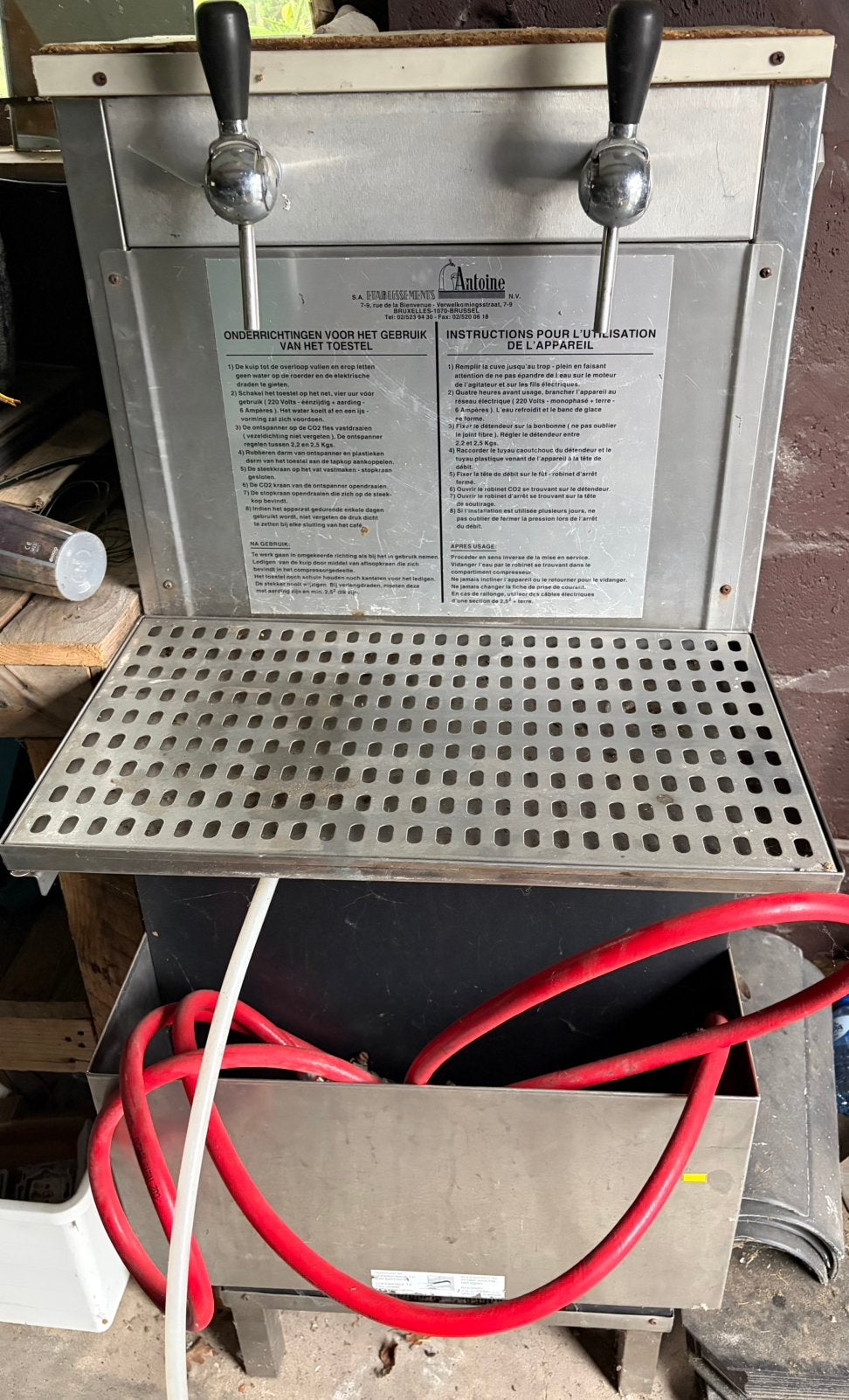 Antoinne tapkraan, Elektronische apparatuur, Ophalen, Gebruikt