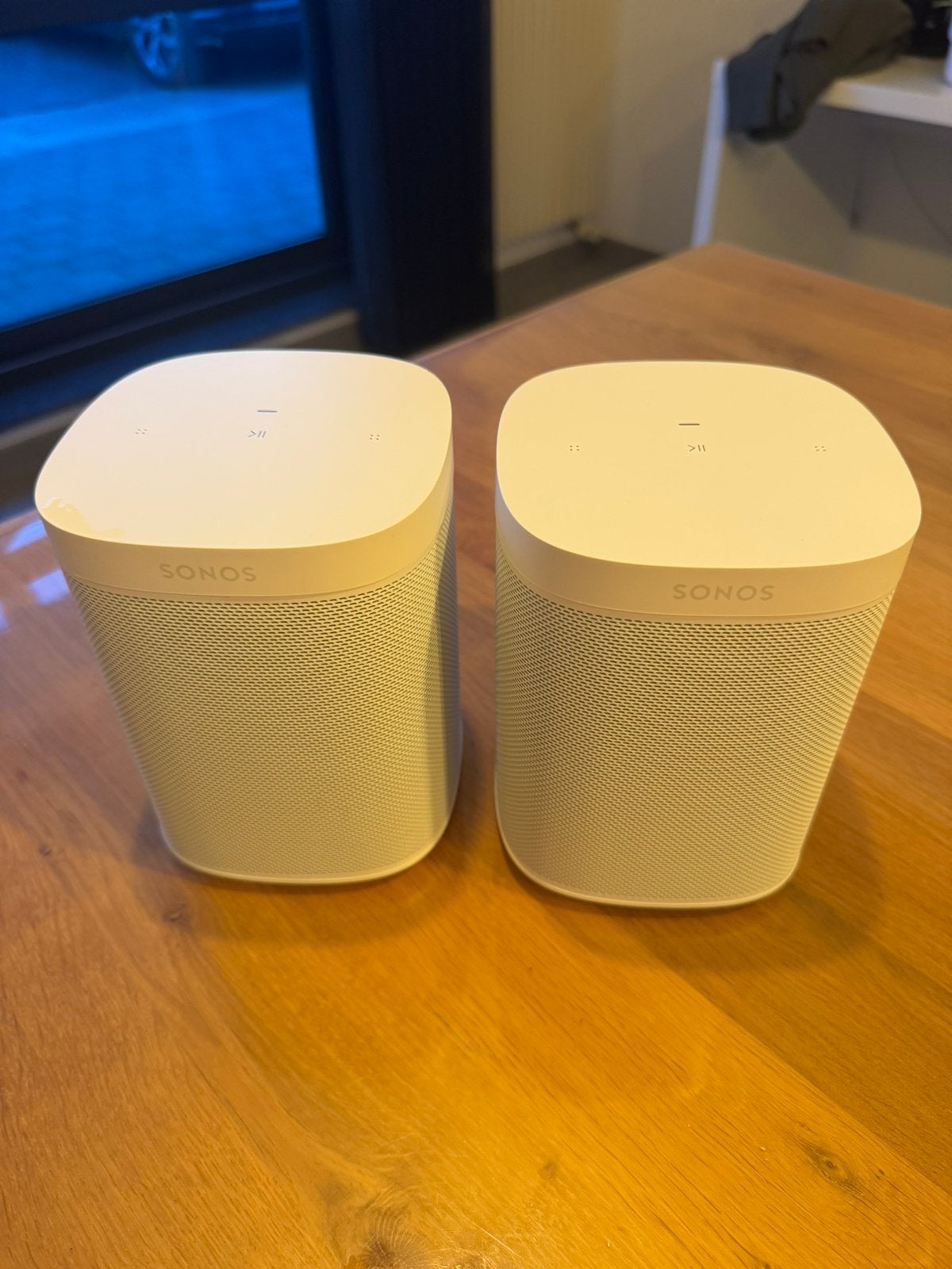 Twee stuks SONOS PLAY ONE SL in uitstekende staat, Audio, Tv en Foto, Slimme speaker, Ophalen of Verzenden, Zo goed als nieuw