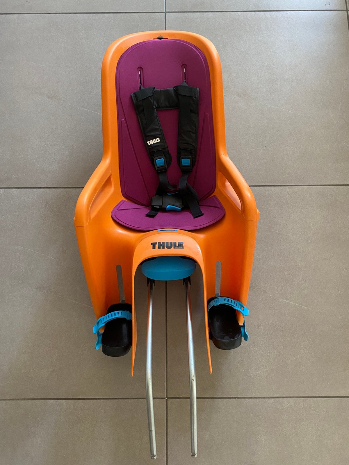 Thule fietsstoel oranje, Ophalen, Zo goed als nieuw