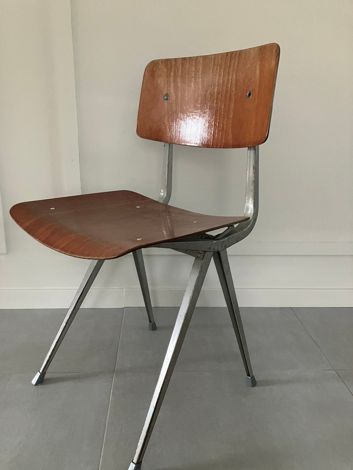 Result chair Friso Kramer Ahrend Cirkel, Gris, Industrieel vintage, Enlèvement, Utilisé