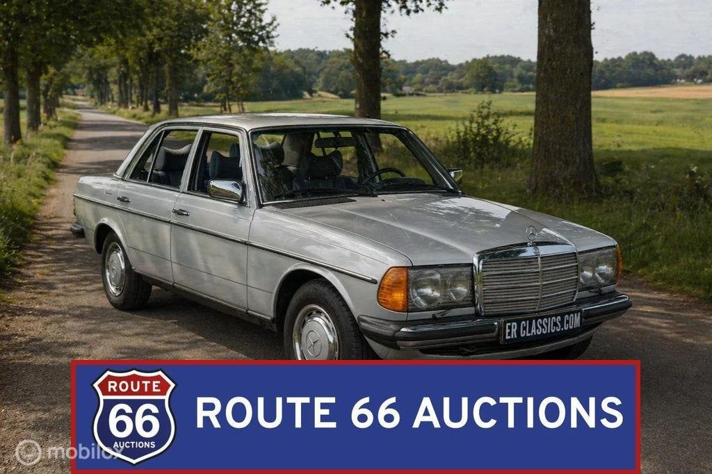 Mercedes-Benz 250 | 1978 | Route 66 Auctions, Zwart, Mercedes-Benz, Bedrijf, Handgeschakeld