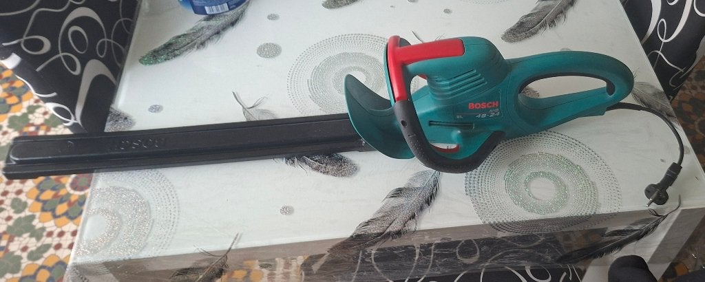 Taille haie bosh, Enlèvement, Utilisé, Électrique, Bosch