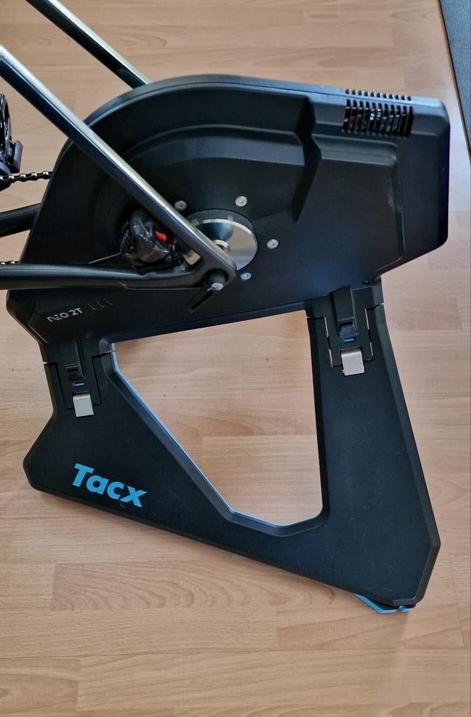 Neo 2T Tacx. + Neo motion plates + Shimano cassette, Ophalen