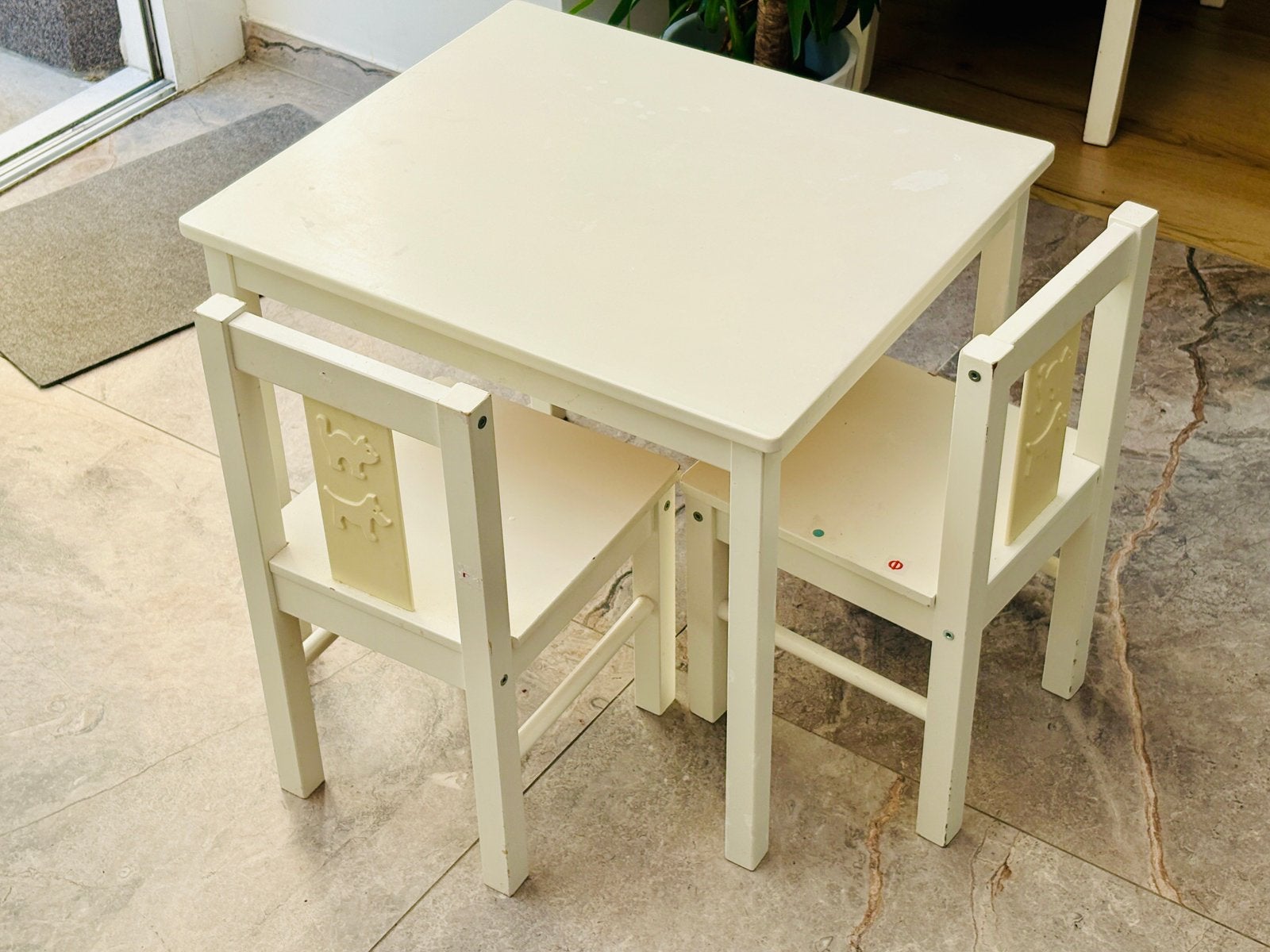 Kinder tafel met 2 stoelen, Kinderen en Baby's, Ophalen, Zo goed als nieuw, Stoel(en)