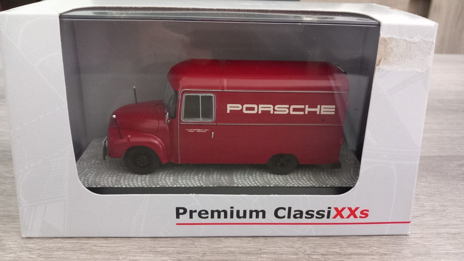 Premium ClassiXXs Opel Blitz 1,75 t, Enlèvement