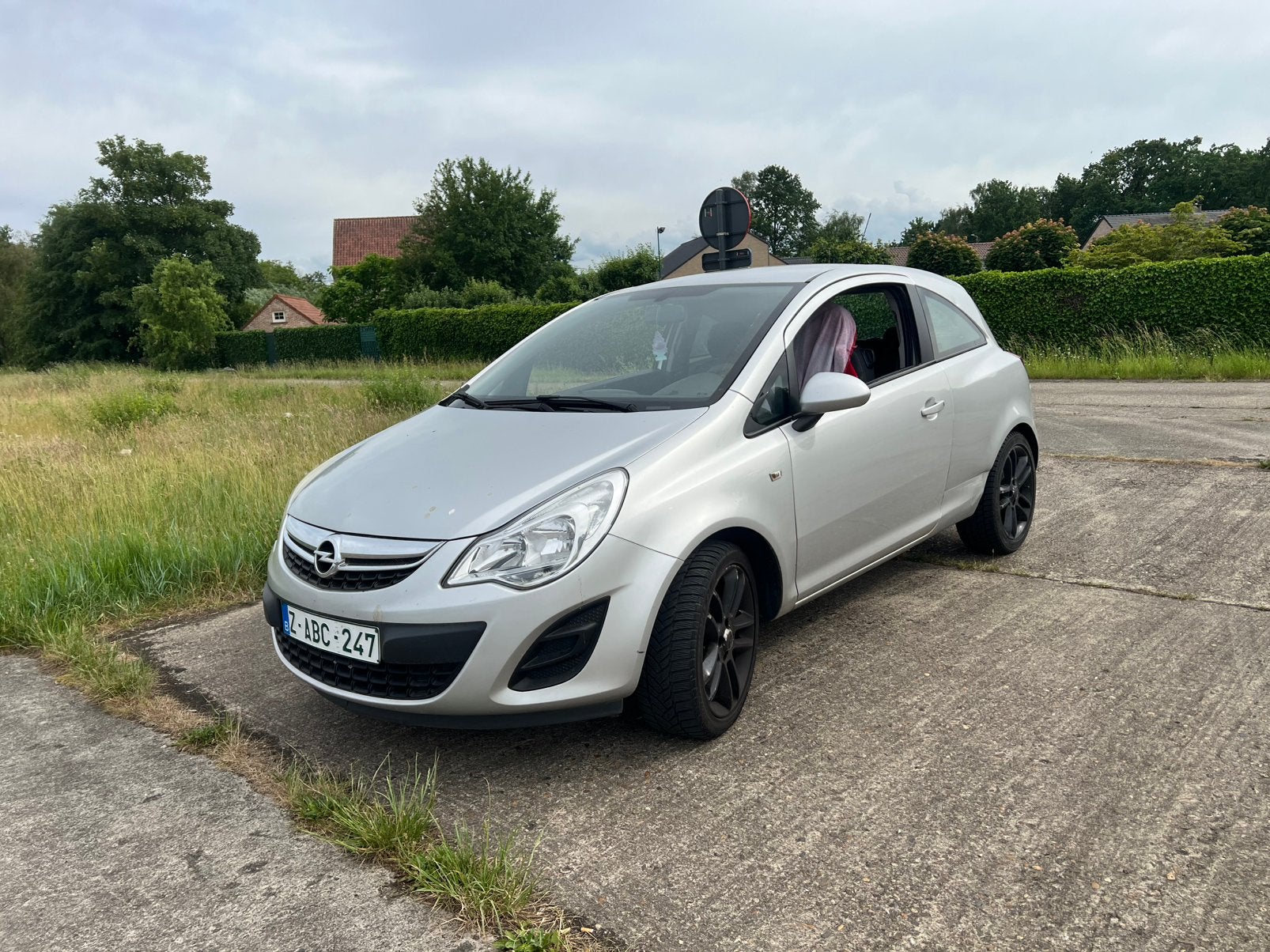Opel Corsa 1.2  L 51 kw benzine bj. 2012   Gsm -0497256435, Euro 5, Bedrijf, Overige carrosserie, 1200 cc