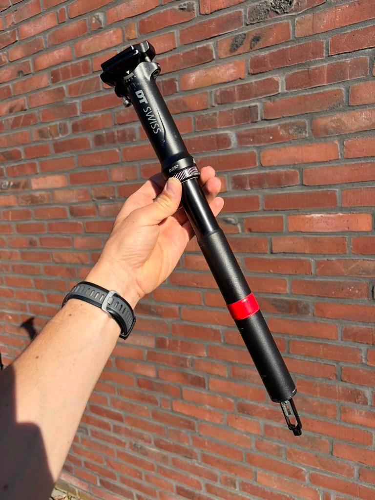 DT Swiss upside-down dropper post D232, Fietsen en Brommers, Ophalen, Zo goed als nieuw