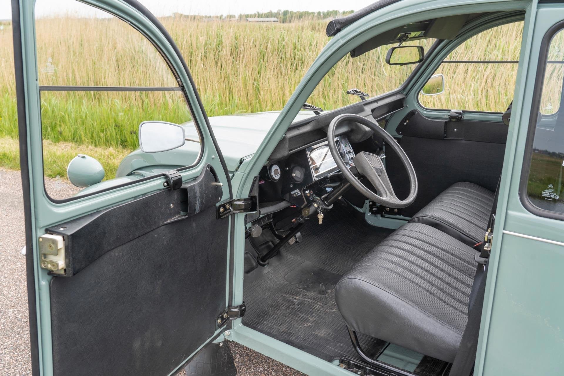Citroen 2 CV E, foto 4