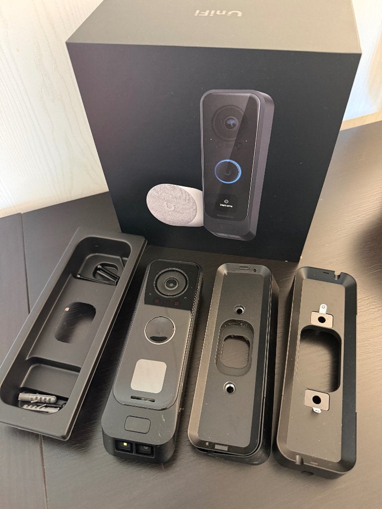 Ubiquiti UniFi G4 Doorbell Pro PoE, Envoi, Utilisé, Caméra extérieure