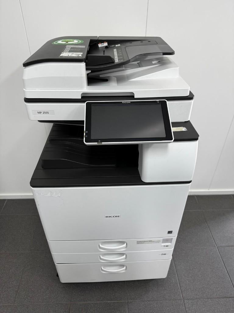 RICOH MP25555 PRINTER/SCANNER LAGE TELLERSTAND ONDERHOUDEN, Ophalen, All-in-one, Zo goed als nieuw, Ricoh