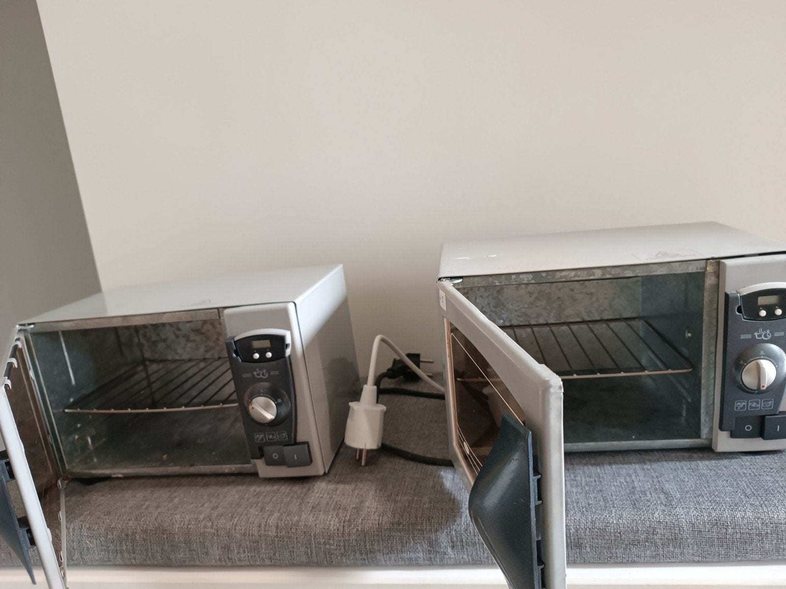 2 kleine oventjes, Ophalen, Gebruikt