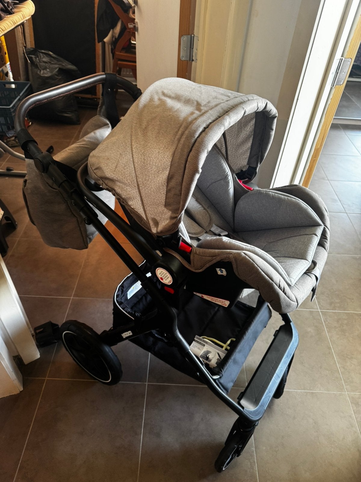 Buggy te koop, Kinderen en Baby's, Kinderwagens en Combinaties, Zo goed als nieuw, Combiwagen, Duowagen, Met autostoeltje, Met reiswieg
