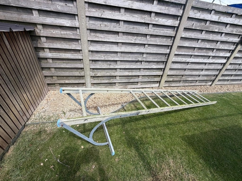 Ladder (dakladder), Enlèvement, Utilisé, Échelle
