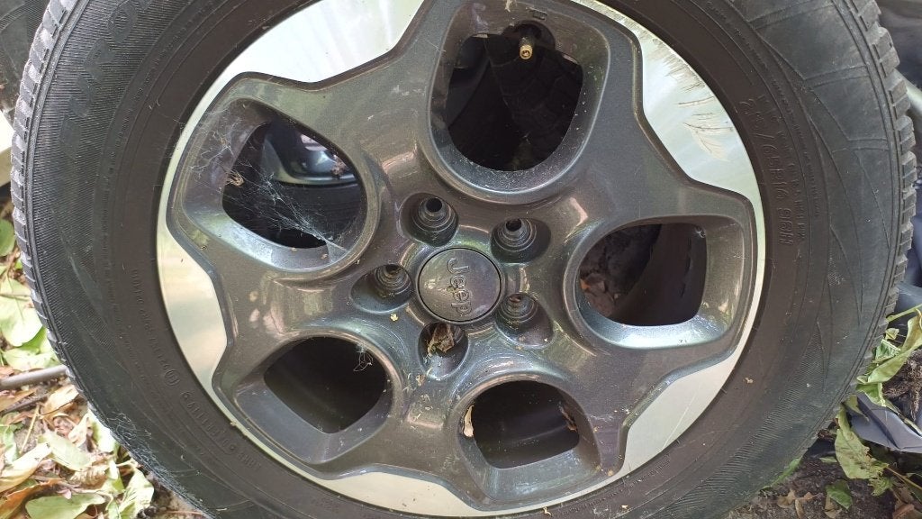 Pneus Jeep Renegade, Autos : Pièces & Accessoires, Pneus & Jantes, Neuf, Pneus et Jantes, 215 mm, 4 Saisons