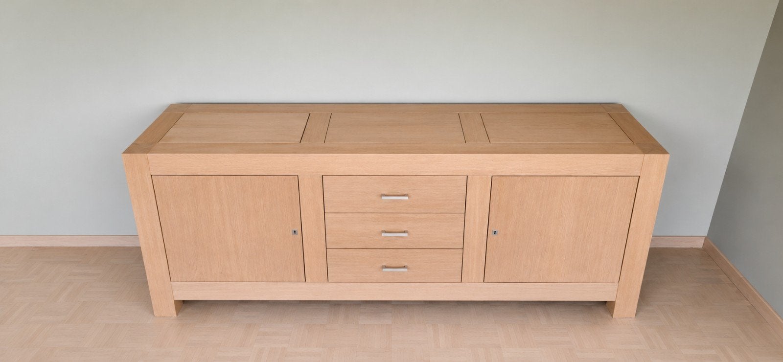Tafel, dressoir en barkast, Ophalen