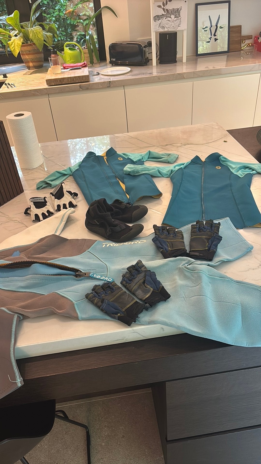 Zeilspakjes, handschoenen en schoenen KIDS, gratis, Ophalen, Zo goed als nieuw