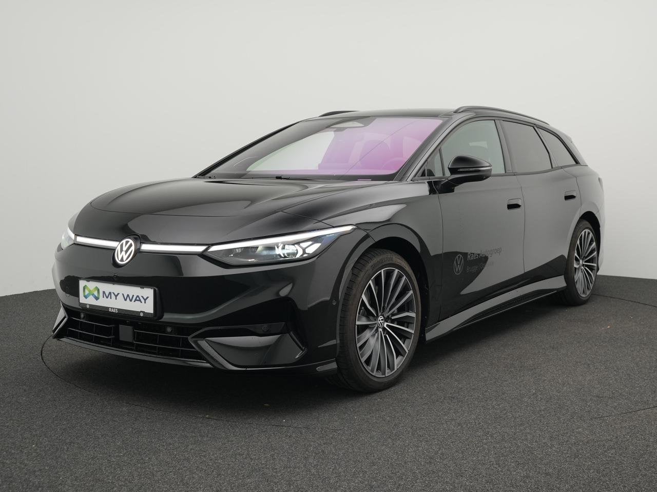 Volkswagen ID.7 Tourer 86 kWh Corporate S, Auto's, Automaat, Zwart, Elektrisch, https://public.car-pass.be/vhr/8b80991d-b4a0-4a76-8d34-a29d9eefeaf7
