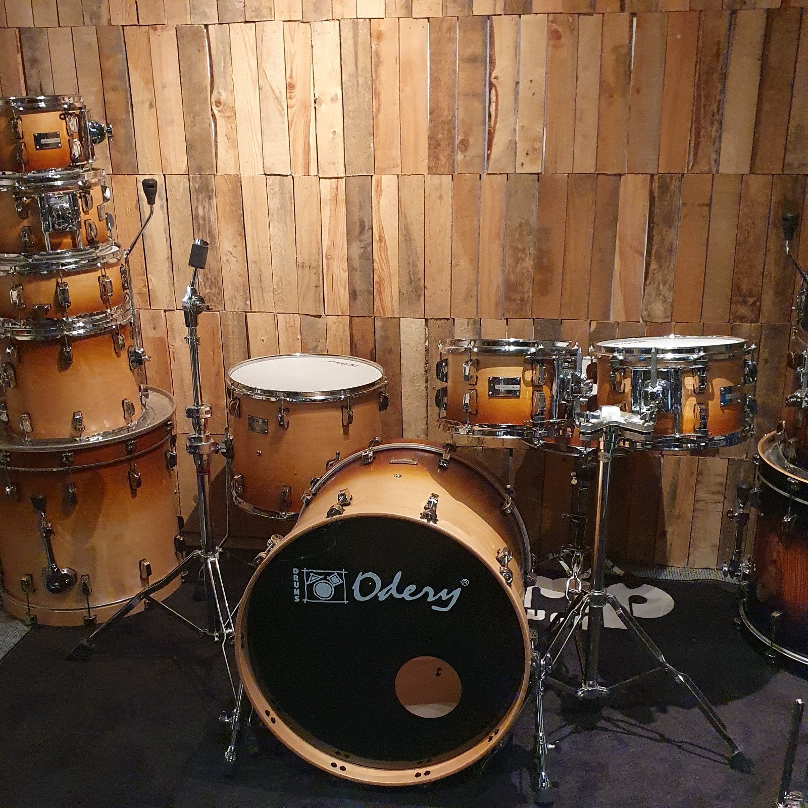Odery Eydentity drumset: mooie sets en zeer goede sound., Musique & Instruments, Batteries & Percussions, Enlèvement ou Envoi