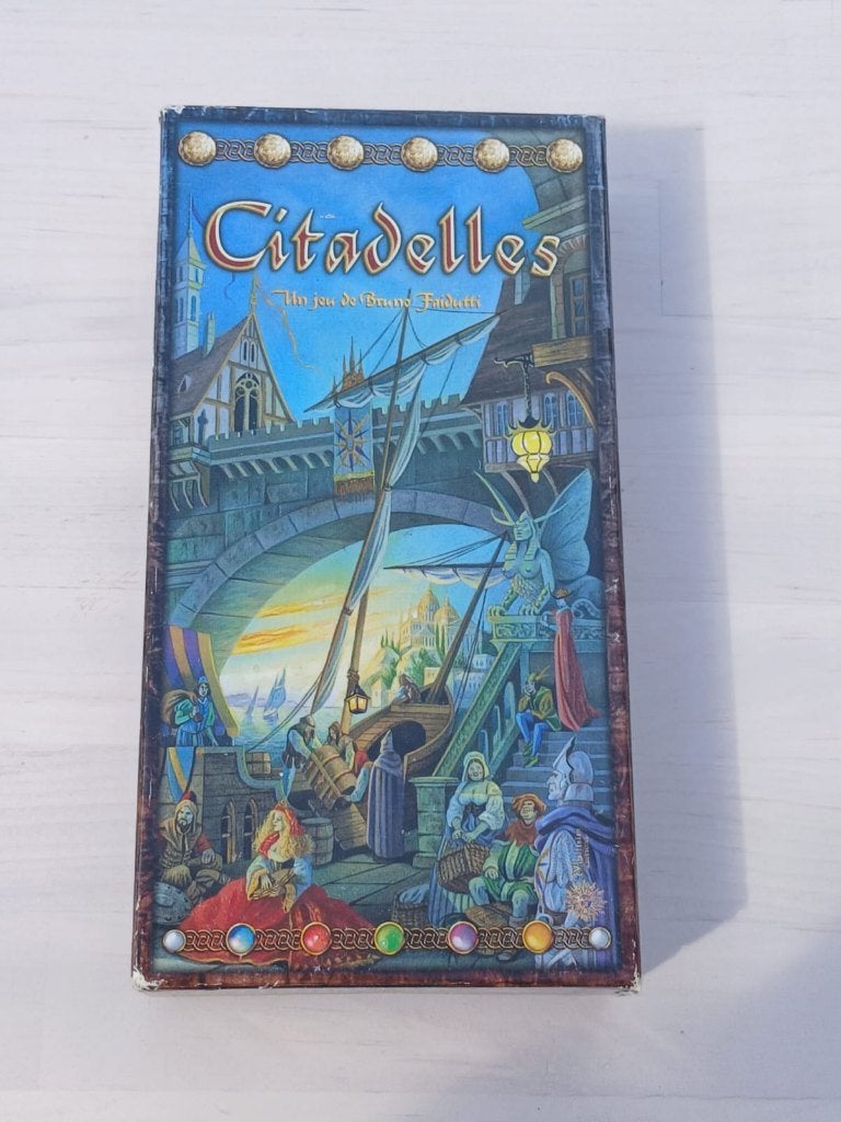 Citadelles — Bluf- en strategiespel, Ophalen of Verzenden, Een of twee spelers, Reisspel, Multisim