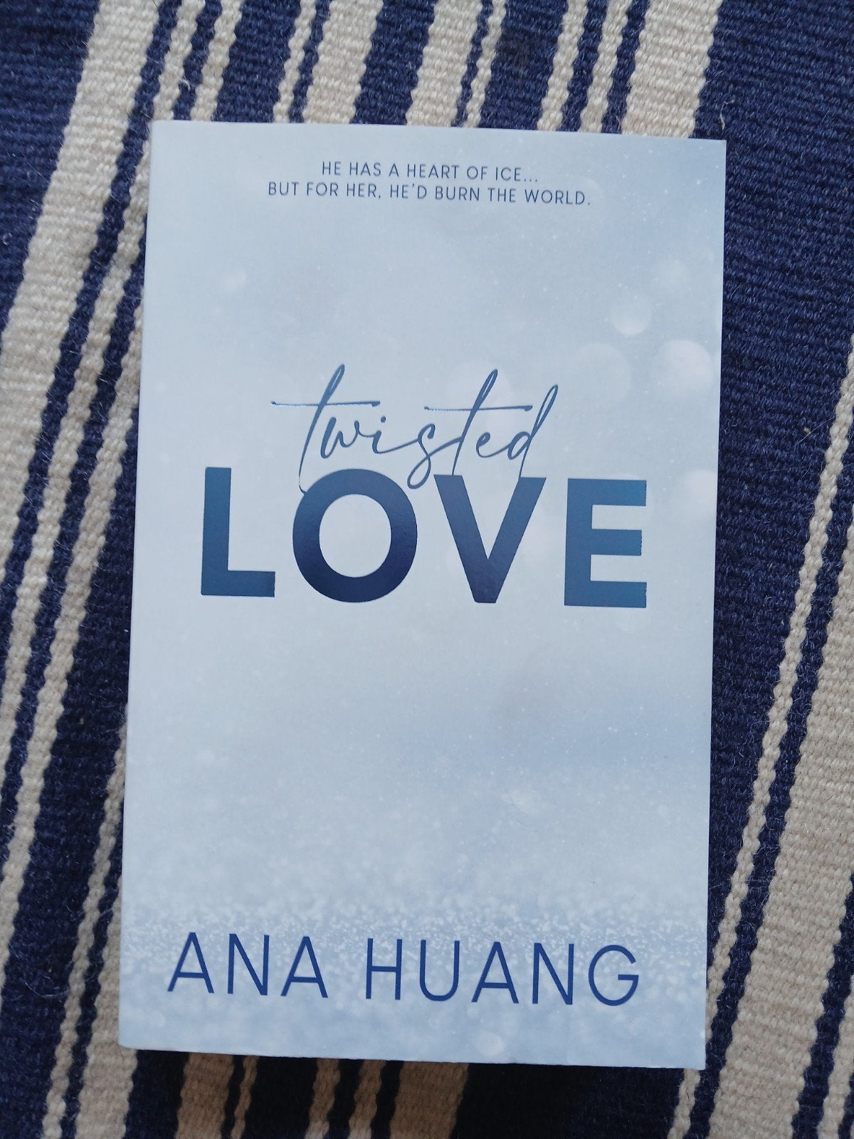 Ana Huang - Twisted Love, Enlèvement, Utilisé, Pays-Bas, Ana Huang