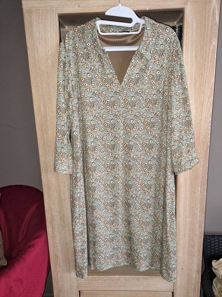 Alliance jurk, Kleding | Dames, Maat 42/44 (L), Ophalen of Verzenden, Zo goed als nieuw, Knielengte