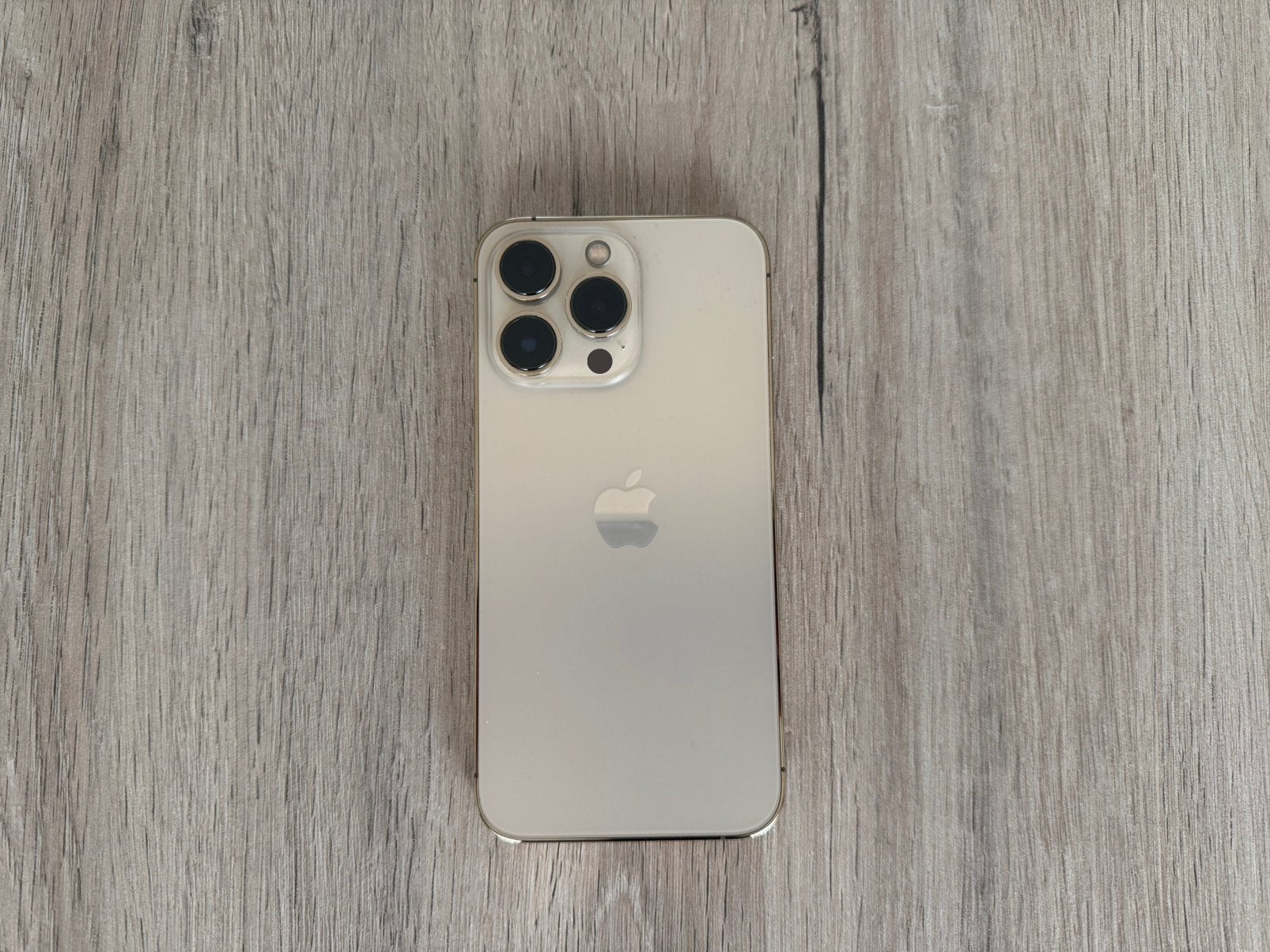 iPhone 13 pro doré en bon état, Télécoms, Téléphonie mobile | Apple iPhone, Enlèvement, Utilisé