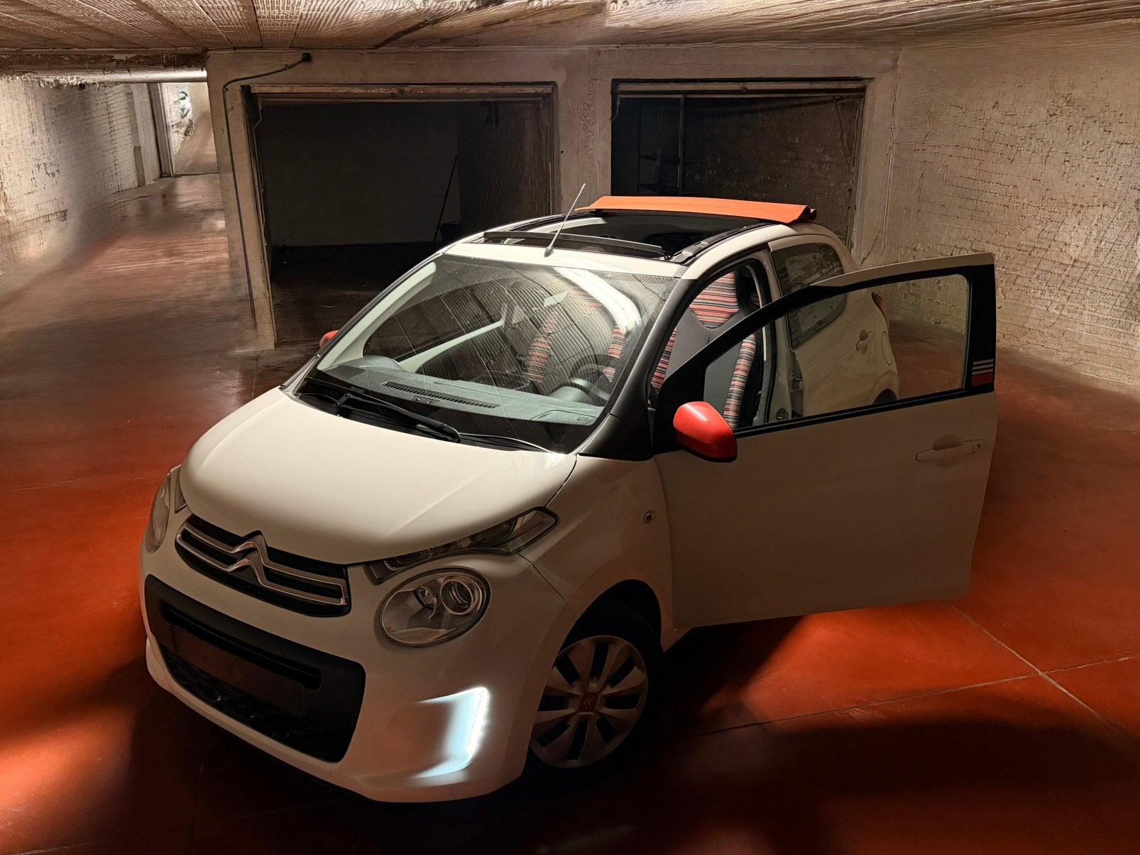 CITROËN C1 1.0 VTi | 95.000 km | DIRECT INSCHRIJFBAAR, Auto's, Euro 6, Handgeschakeld, 5 deurs, Particulier