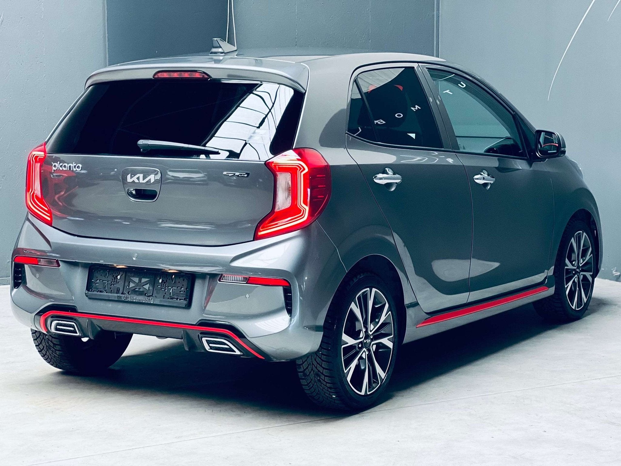 Kia Picanto 1.2i GT Line *AUTOMATIQUE*CARPLAY*CAMERA*, Autos, Cuir, Argent ou Gris, Euro 6, Entreprise