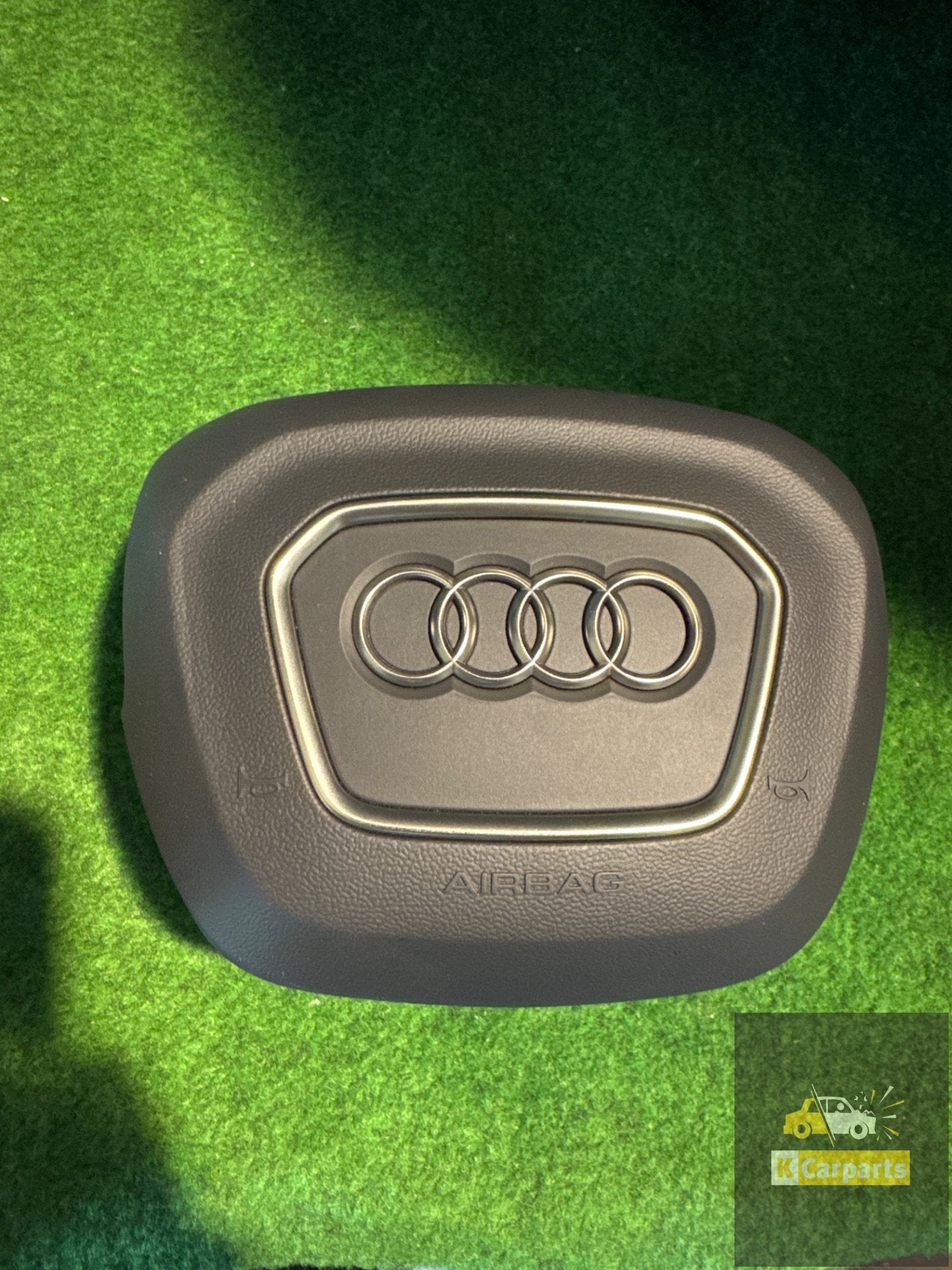 Airbag de volant Audi Q7 4M (4M0880201AF) airbag d'origine, AUDI AG, Auto-Union-Strasse 1
85045  Ingolstadt, DE, Audi, Utilisé