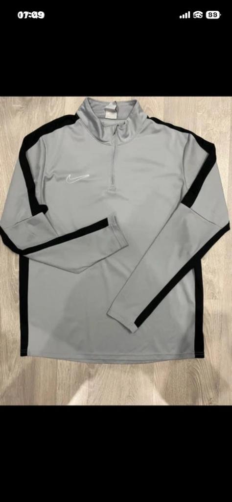 Haut survêtement Nike, Neuf, Gris, Taille 52/54 (L), Autres types