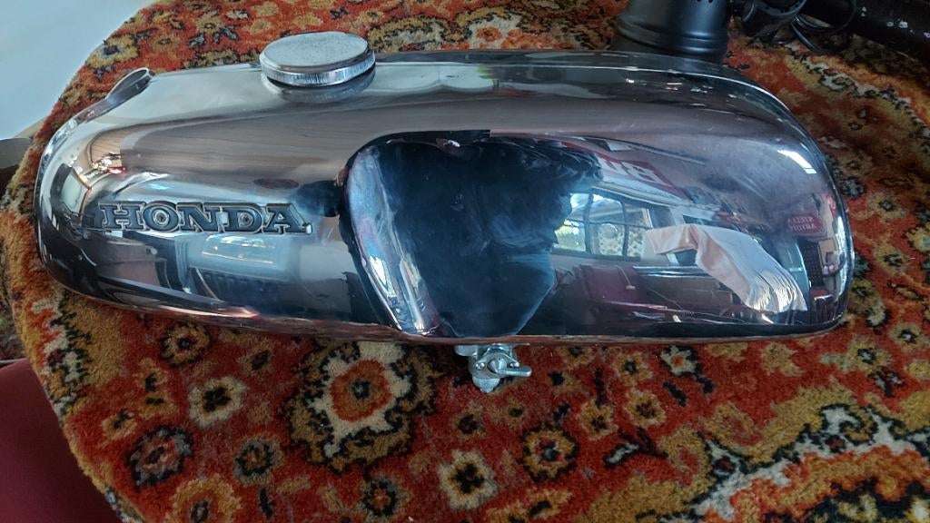naftbak honda ss, Ophalen, Gebruikt