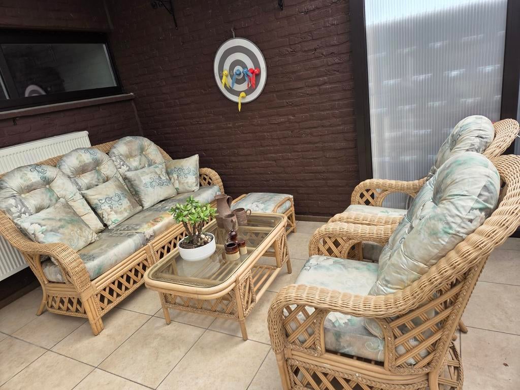 Mobilier de terrasse/salon + 4 chaises supplémentaires, Enlèvement