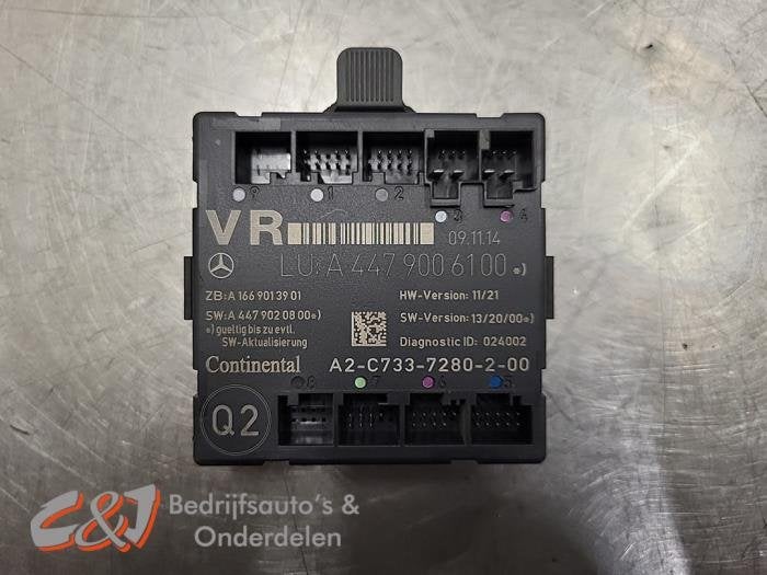 Centrale Deurvergrendelings Module van een Mercedes Vito, Gebruikt, -, Ophalen of Verzenden, -