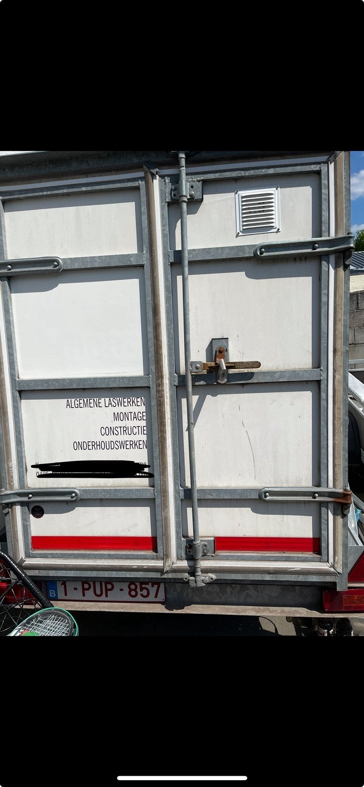 Aanhangwagen, Ophalen, Zo goed als nieuw