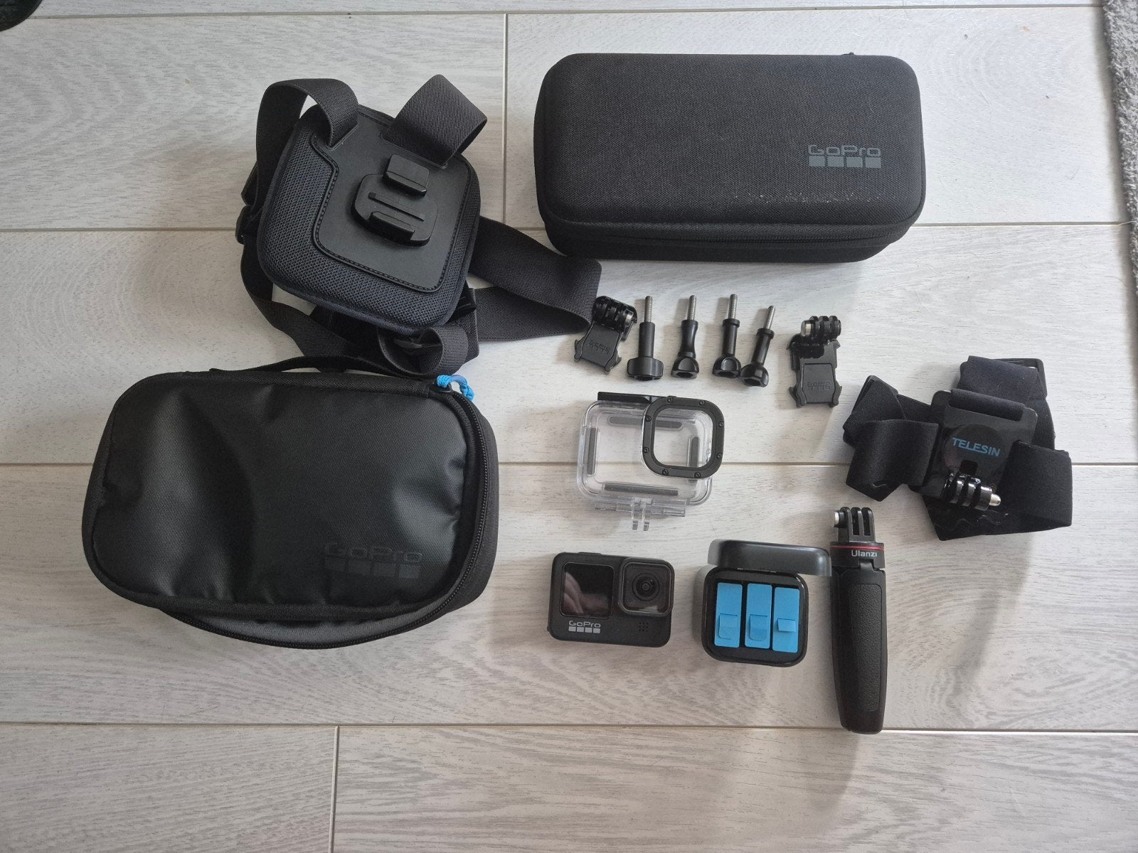 GoPro Hero 9 Black + Accesoires, TV, Hi-fi & Vidéo, Enlèvement, GoPro