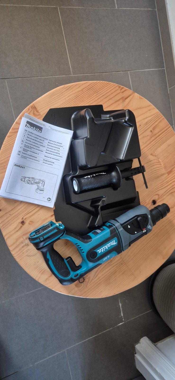 Marteau perforateur Makita, Bricolage & Construction, Enlèvement, Neuf