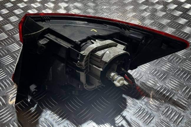 Feu arrière gauche extérieur Skoda Karoq - Réf 57A945207, Auto's, Particulier, Te koop, Karoq