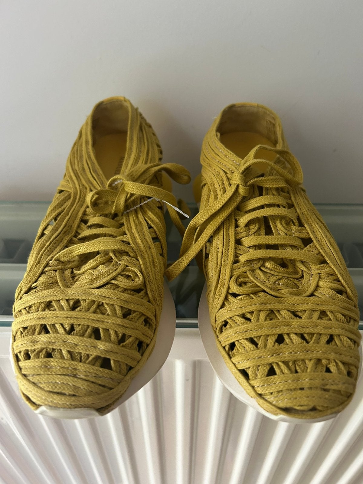 baskets Manuel Barceló taille 38 NOUVEAU, Enlèvement, Neuf, Jaune, Sneakers et Baskets