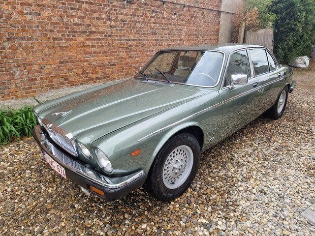 Jaguar XJ12, Cuir, Achat, 218 kW, 4 portes