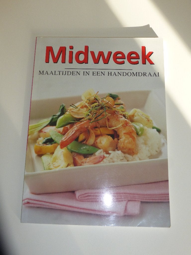 Kookboek: Midweekmaaltijden, Livres, Livres de cuisine, Enlèvement ou Envoi, Neuf