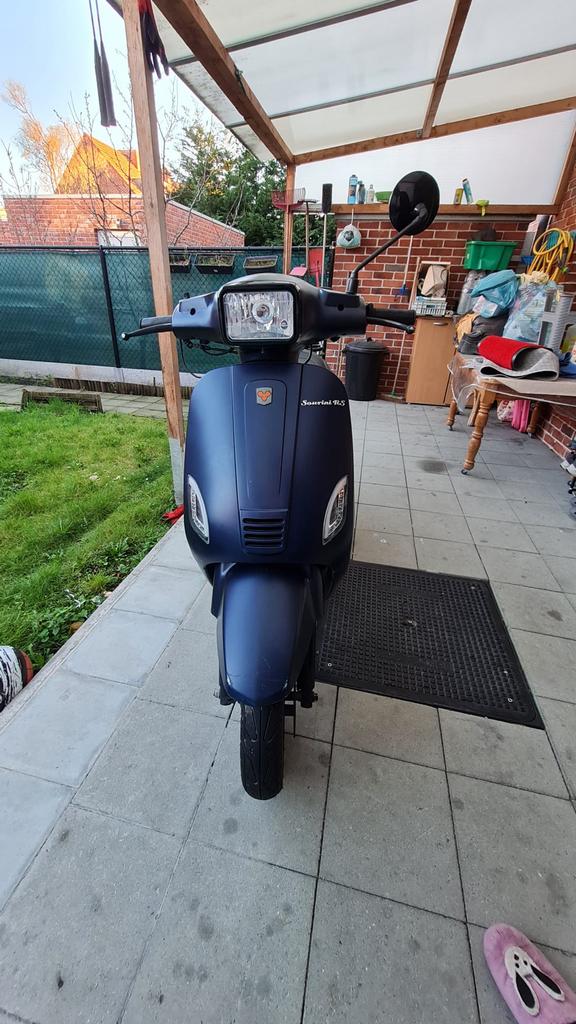 La souris sourini rs 72cc, Fietsen en Brommers, Ophalen of Verzenden, Zo goed als nieuw