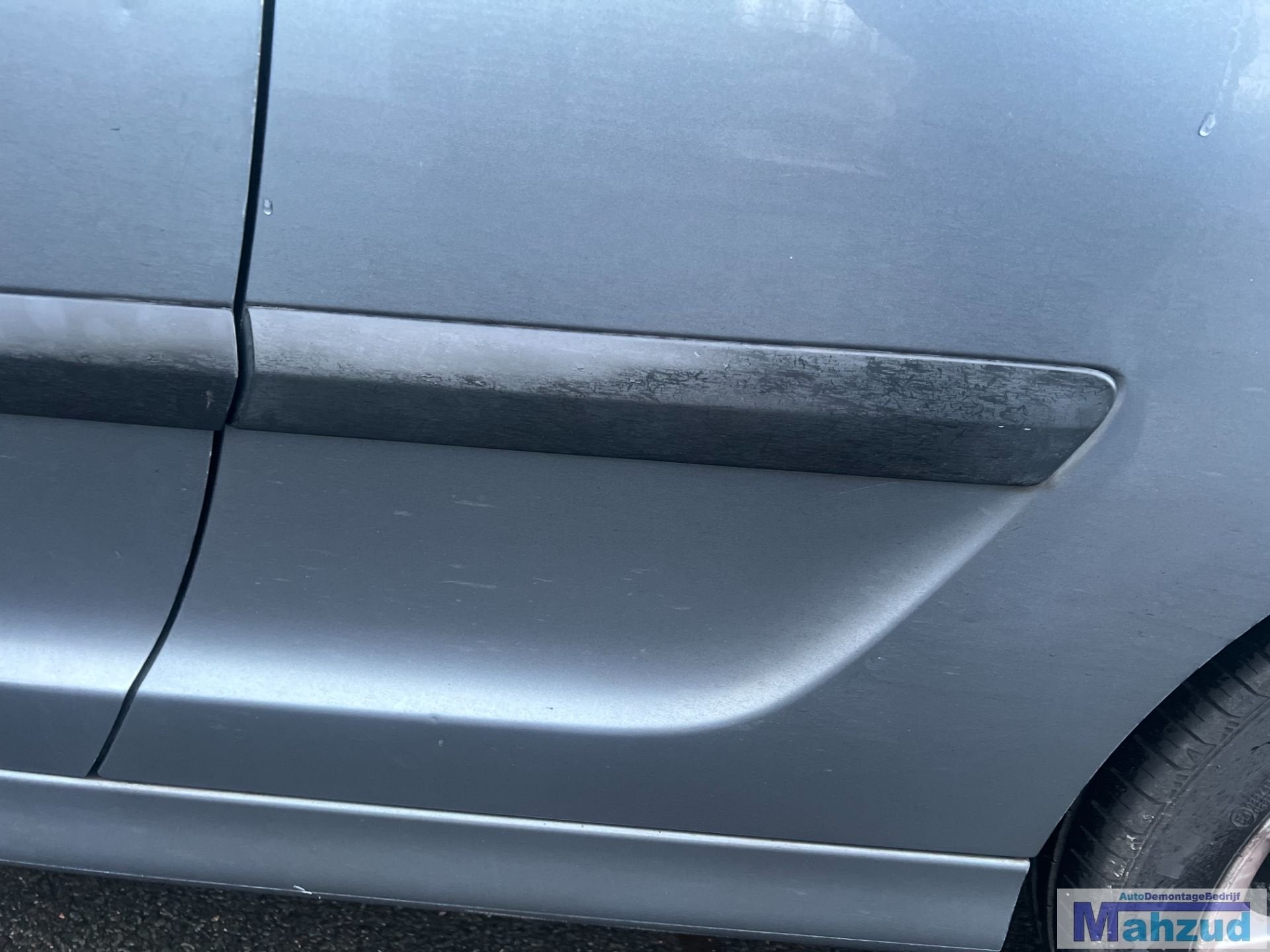PEUGEOT 207CC links achter sierlijst stootstrip 2007-2012, Taurusavenue 1
2132 LS  Hoofddorp, NL, Gebruikt, Contact.group@renault.com