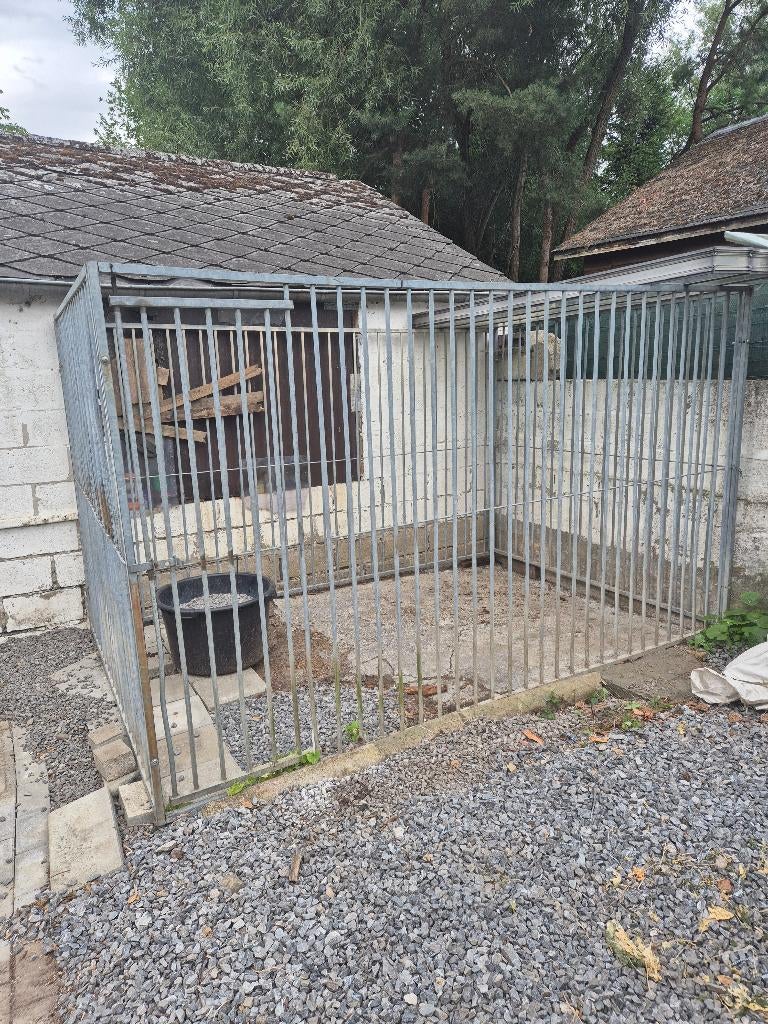 chenil pour chien, Enlèvement, Utilisé