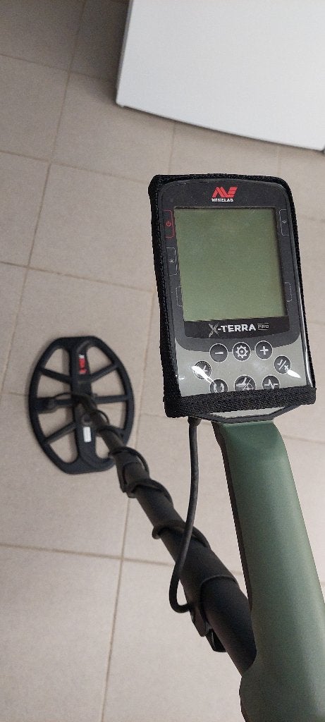 Minelab X-TERRA metaaldetector Perfecte staat, Hobby en Vrije tijd, Metaaldetectors, Discriminatie metaaldetectie, Meer dan 30 cm