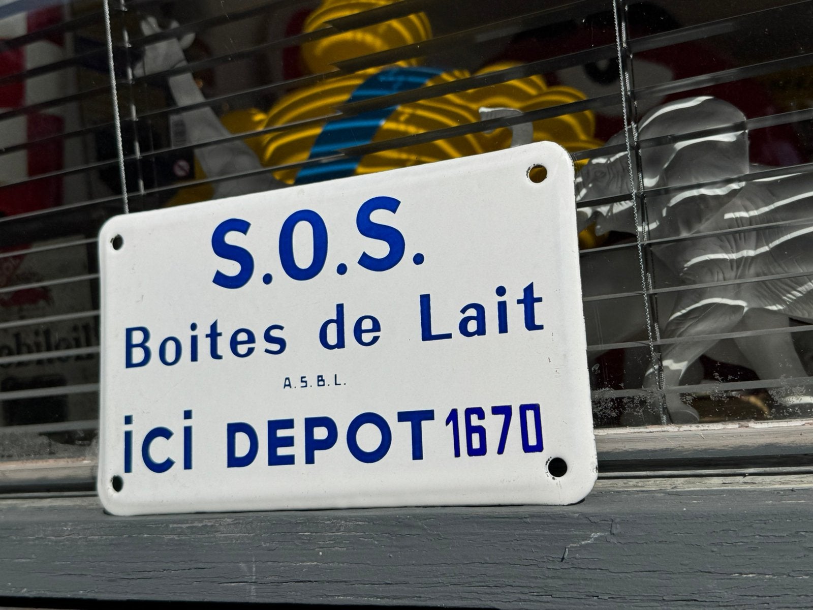 Panneau publicitaire en émail SOS, Enlèvement ou Envoi