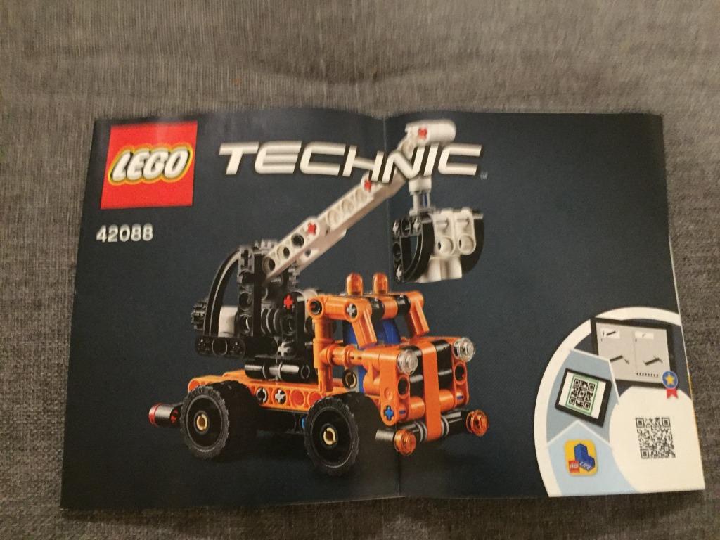 Lego technic 42088 Cherry Picker, Ophalen of Verzenden, Zo goed als nieuw, Complete set, Lego