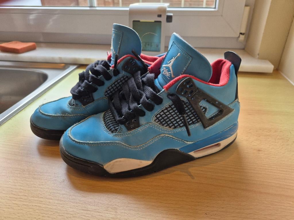 Jordan 4 retro Travis Scott Cactus Jack maat 38, Kleding | Heren, Schoenen, Gedragen, Sneakers, Blauw, Ophalen