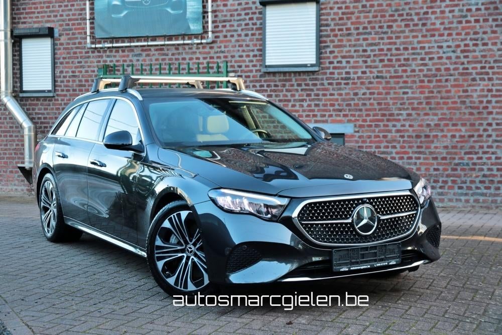 E 300e Avantgarde Break Automaat Hybride/Benzine, Auto's, Automaat, 4 cilinders, Leder en Stof, Bedrijf