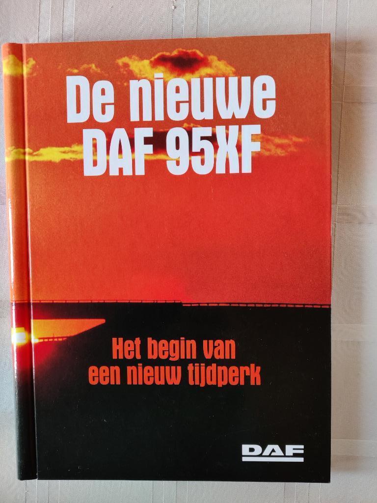 De nieuwe DAF 95XF, Livres, Enlèvement, Utilisé, Autres marques